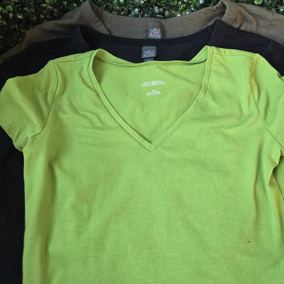 set of 3 crop tops olive green (L) Black (M) lime green (XS) - Picture 2 of 2